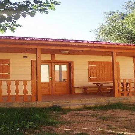 度假居 Camping Lago Barasona *