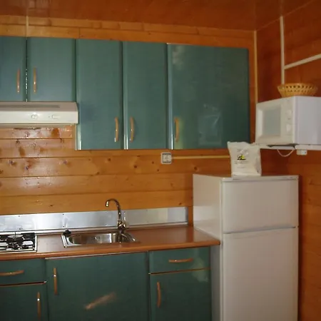 度假居 Camping Lago Barasona *