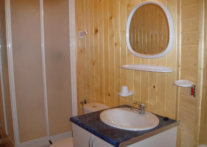 Semesterbostad Camping Lago Barasona *